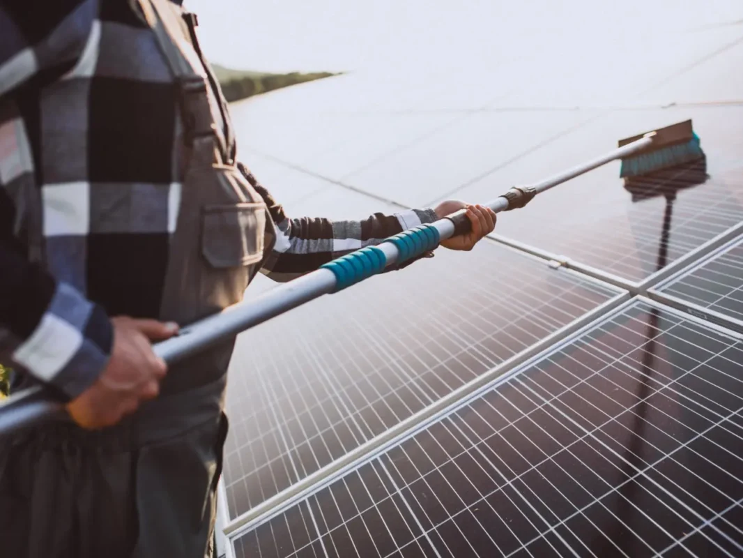 Professional solar panel cleaning