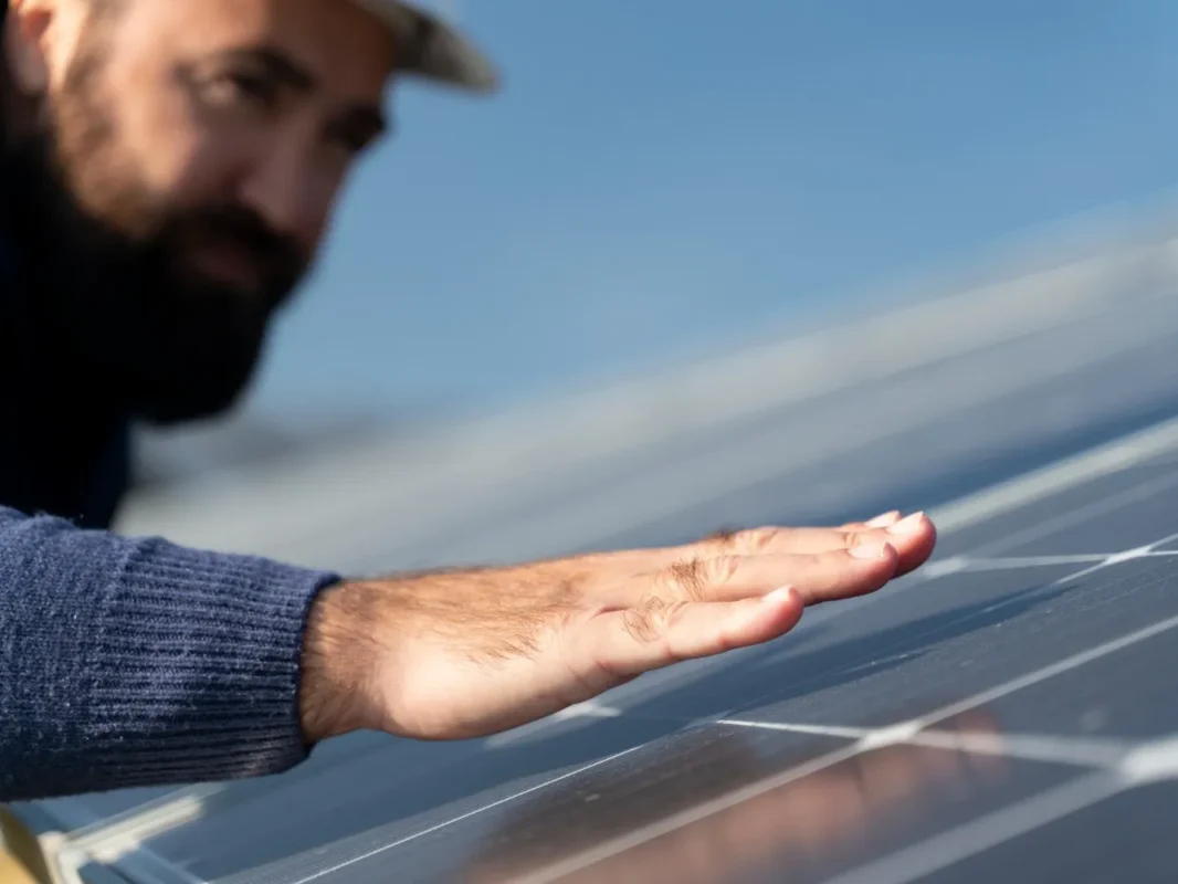 Solar panel efficiency check